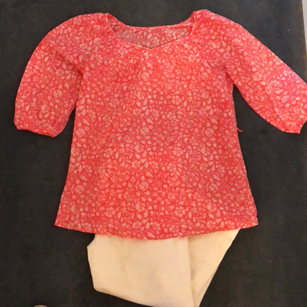 Coral Floral Blouse - Picture 2 of 4